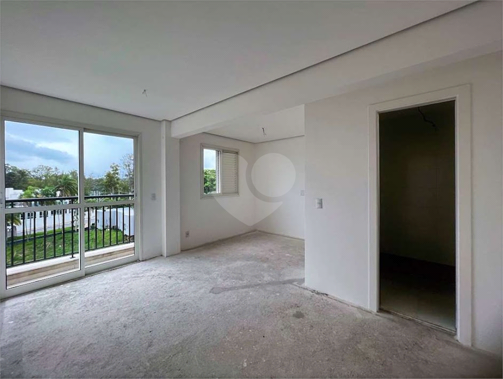 Apartamento no Address Granja Viana