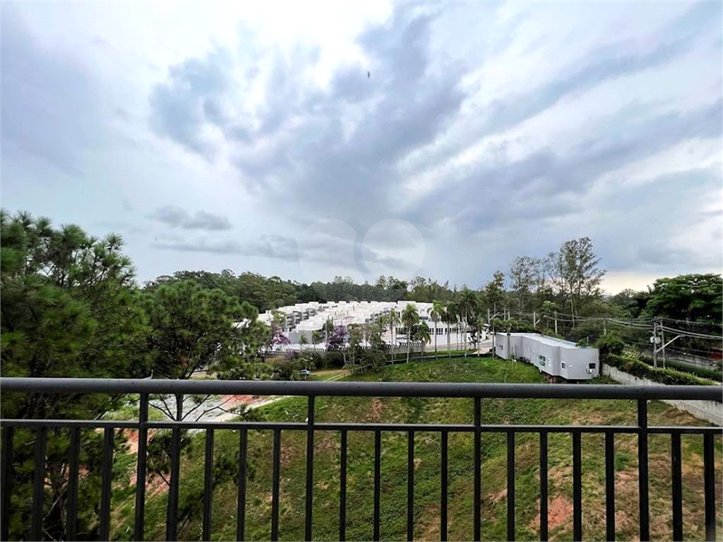 Apartamento no Address Granja Viana
