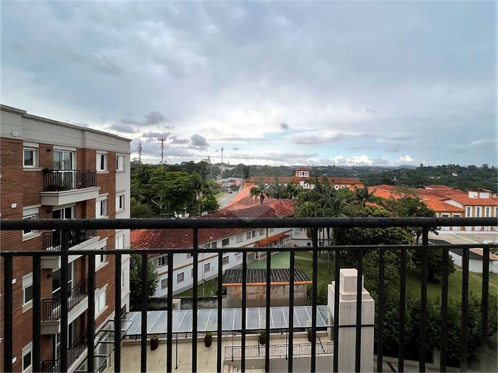Apartamento no Address Granja Viana