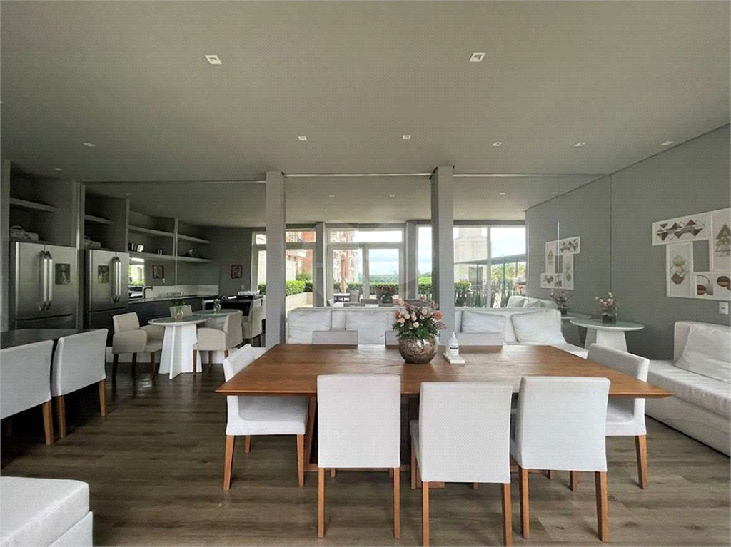 Apartamento no Address Granja Viana