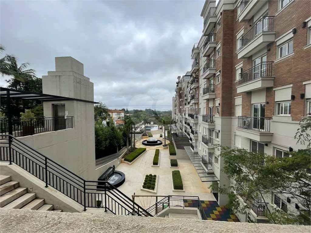Apartamento no Address Granja Viana