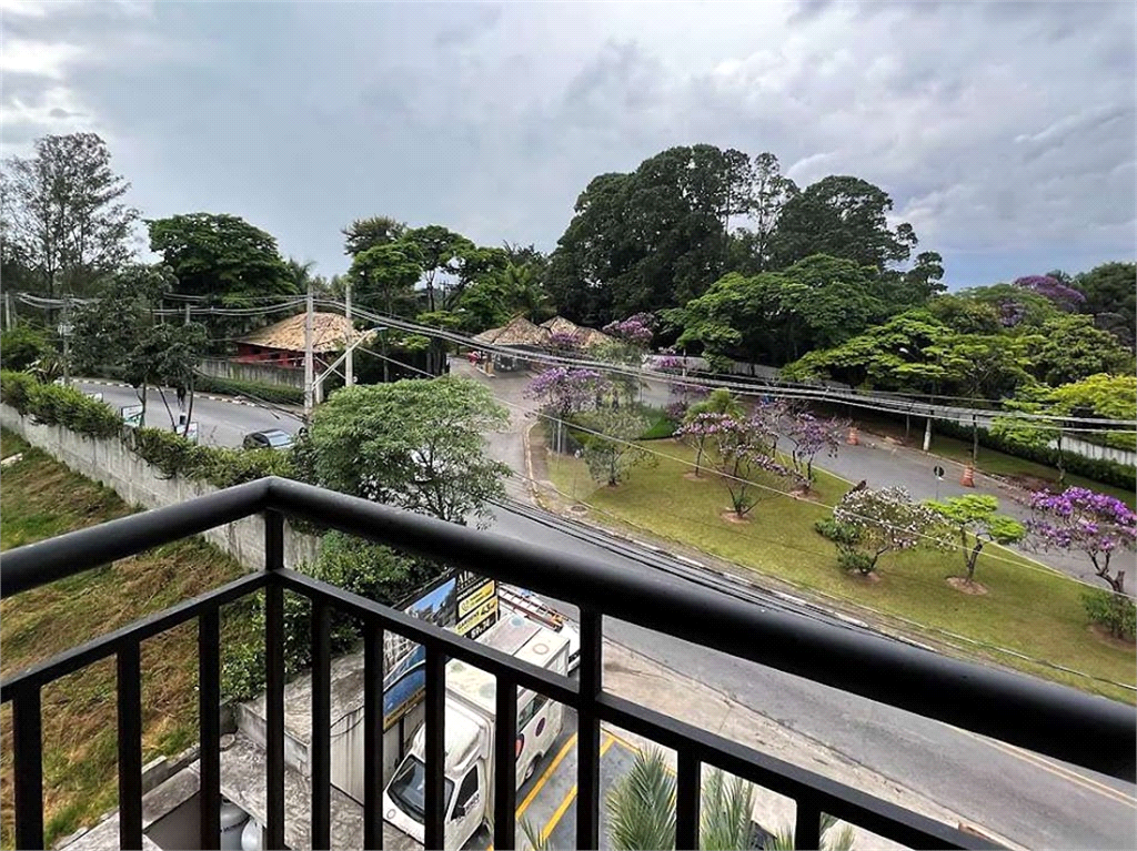 Apartamento no Address Granja Viana