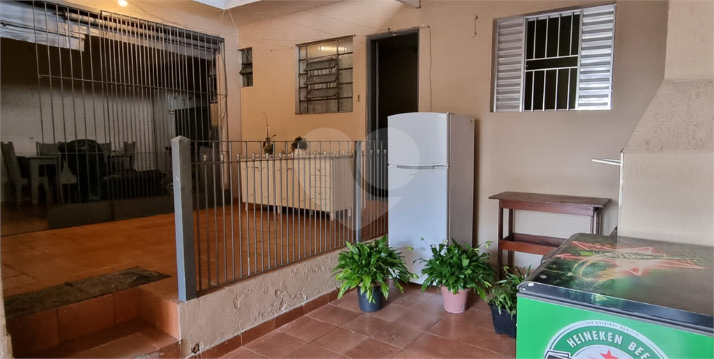 Sobrado com Ponto Comercial