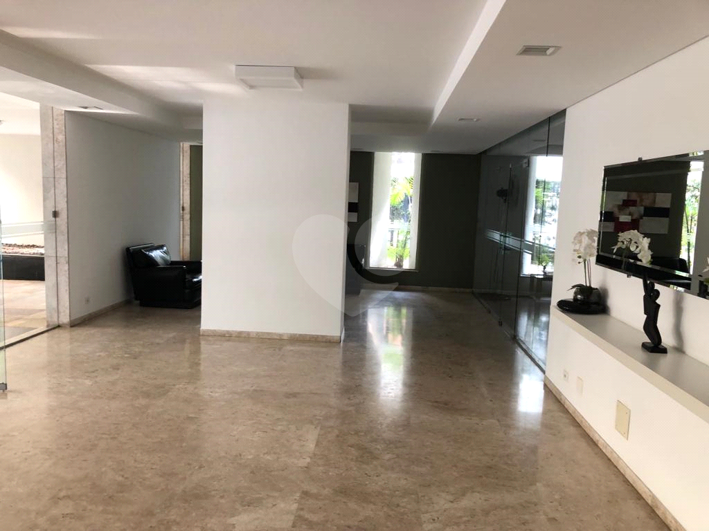 Apartamento à venda com 3 quartos, 128m² - Foto 8