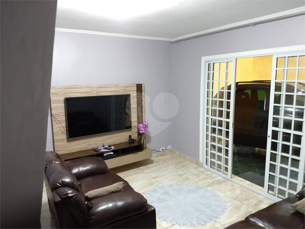 Casa Sobrado com 03 dorm e 03 vagas - Guarulhos Estuda PERMUTA