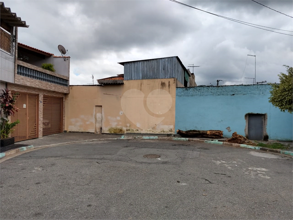Casa Sobrado com 03 dorm e 03 vagas - Guarulhos Estuda PERMUTA