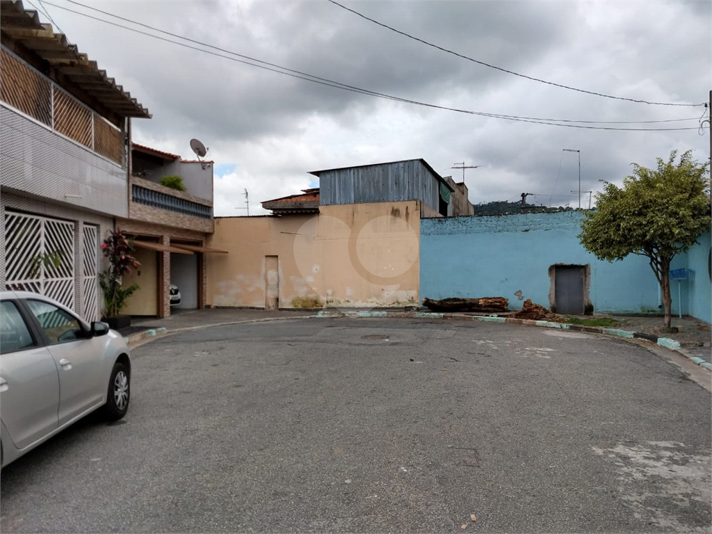 Casa Sobrado com 03 dorm e 03 vagas - Guarulhos Estuda PERMUTA