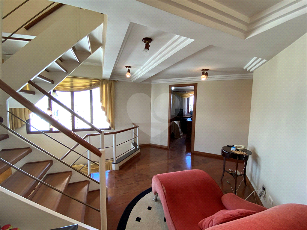 Cobertura Triplex no alto de Santana, com 4 suítes e 6 vagas !!!