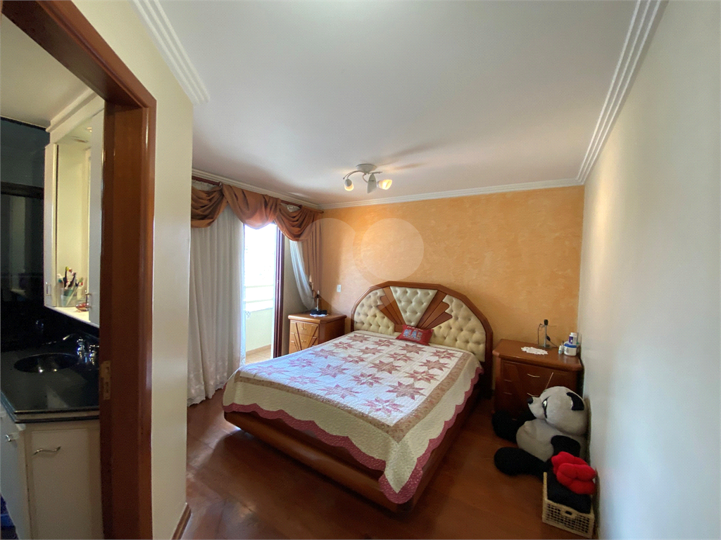 Cobertura Triplex no alto de Santana, com 4 suítes e 6 vagas !!!