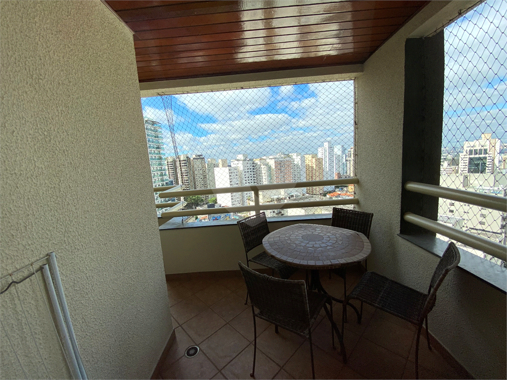 Cobertura Triplex no alto de Santana, com 4 suítes e 6 vagas !!!