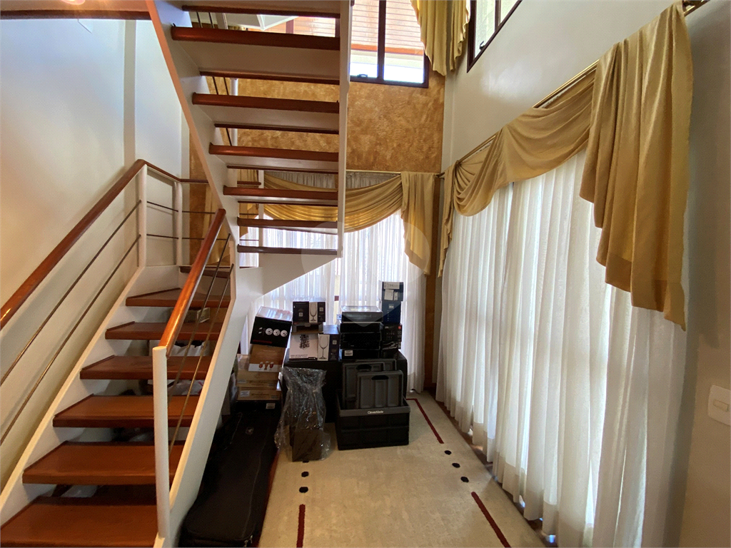 Cobertura Triplex no alto de Santana, com 4 suítes e 6 vagas !!!