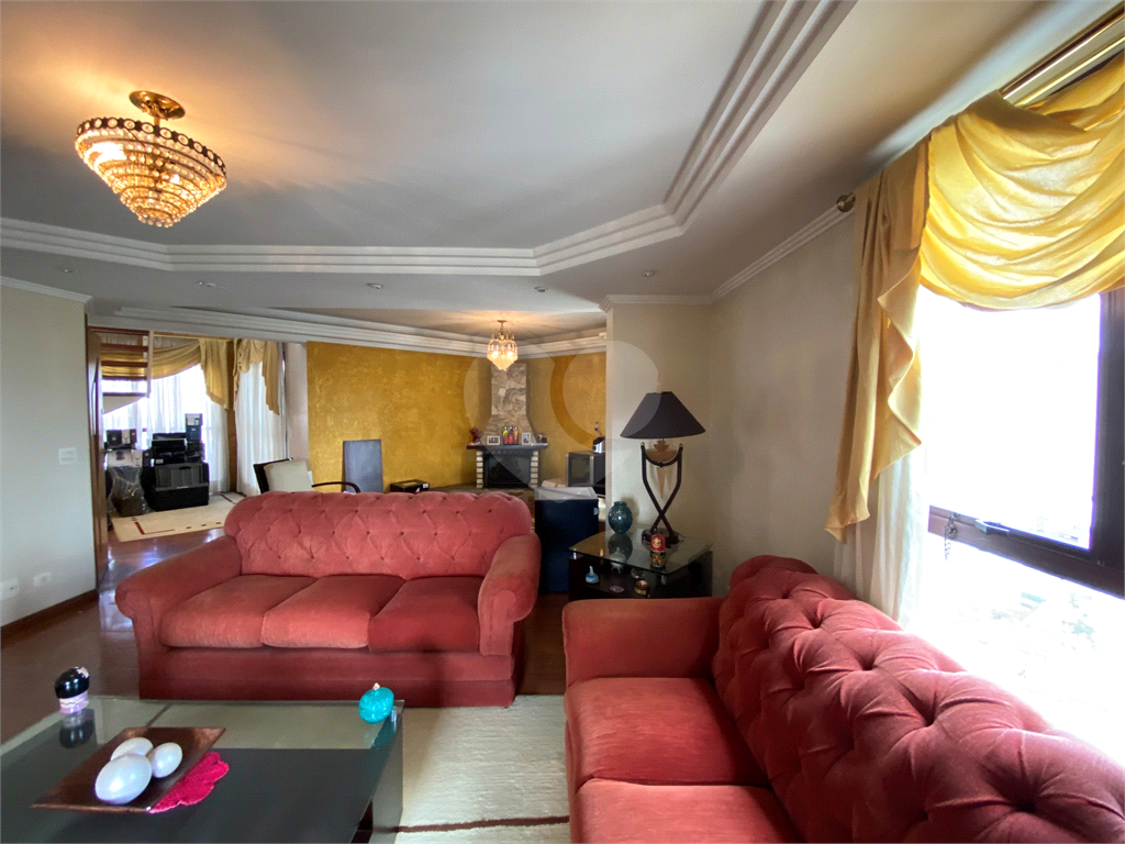 Cobertura Triplex no alto de Santana, com 4 suítes e 6 vagas !!!