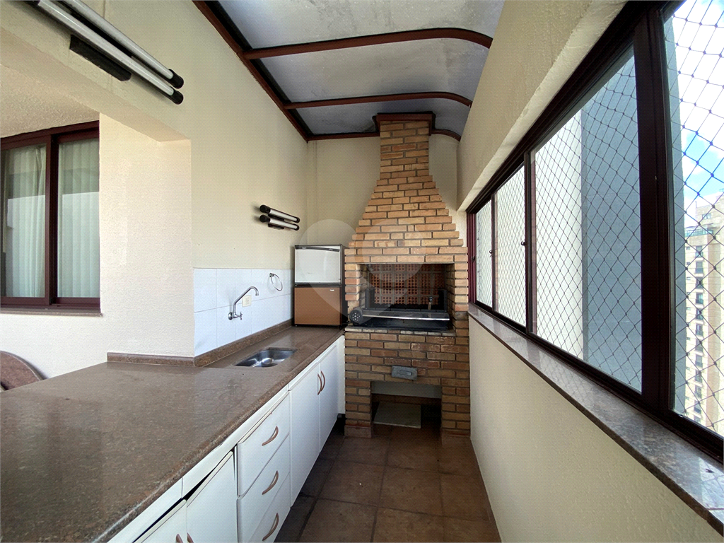 Cobertura Triplex no alto de Santana, com 4 suítes e 6 vagas !!!