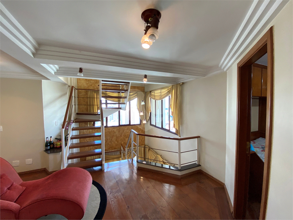 Cobertura Triplex no alto de Santana, com 4 suítes e 6 vagas !!!
