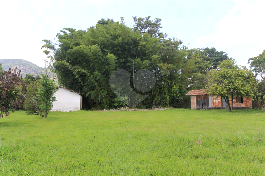 Sitio no bairro de Guaripocaba, em Bragança Paulista - SP