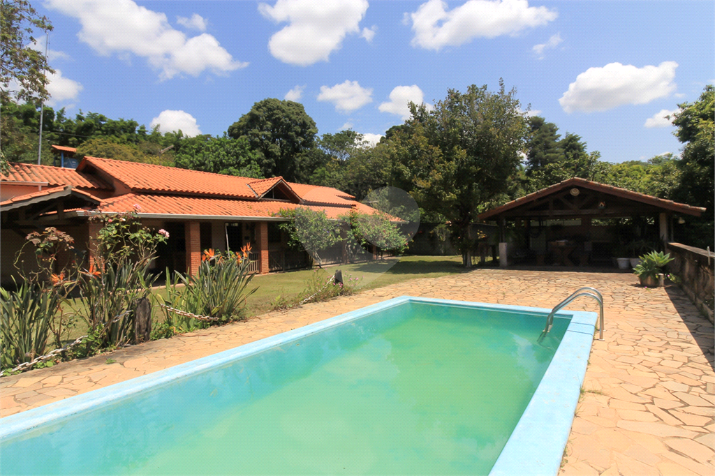 Sitio no bairro de Guaripocaba, em Bragança Paulista - SP