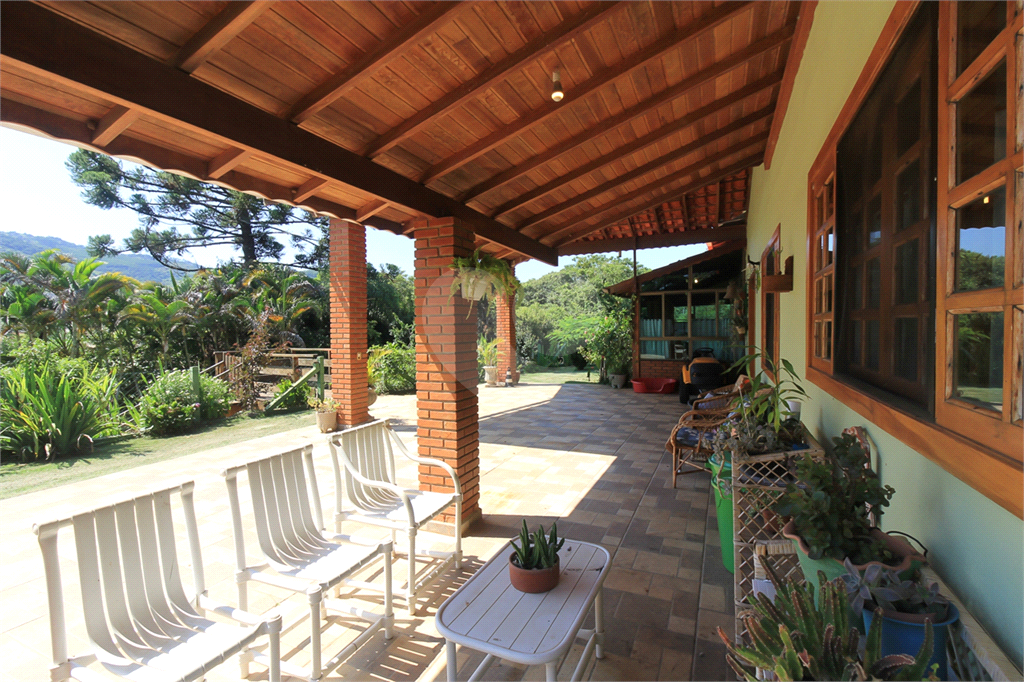 Sitio no bairro de Guaripocaba, em Bragança Paulista - SP