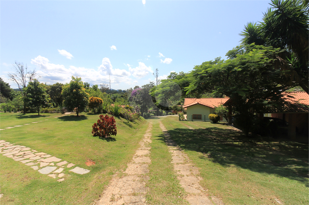 Sitio no bairro de Guaripocaba, em Bragança Paulista - SP