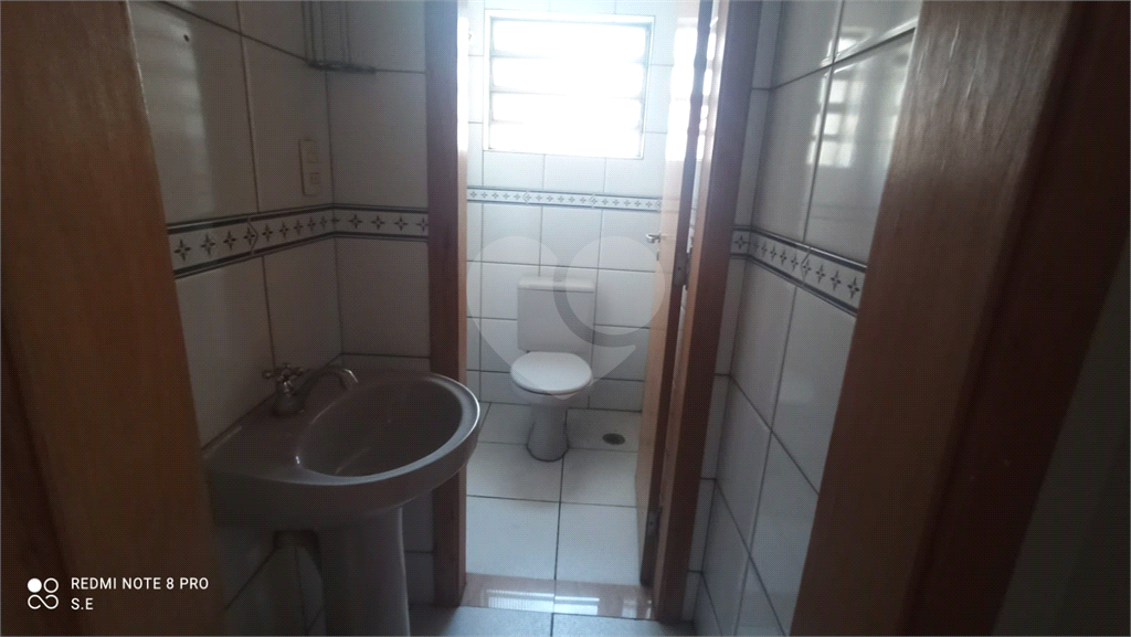 Prédio comercial em Santana