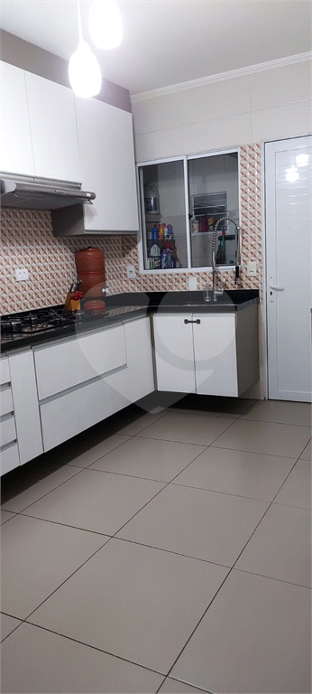 LINDO SOBRADO COM ÁREA GOURMET E FINO ACABAMENTO