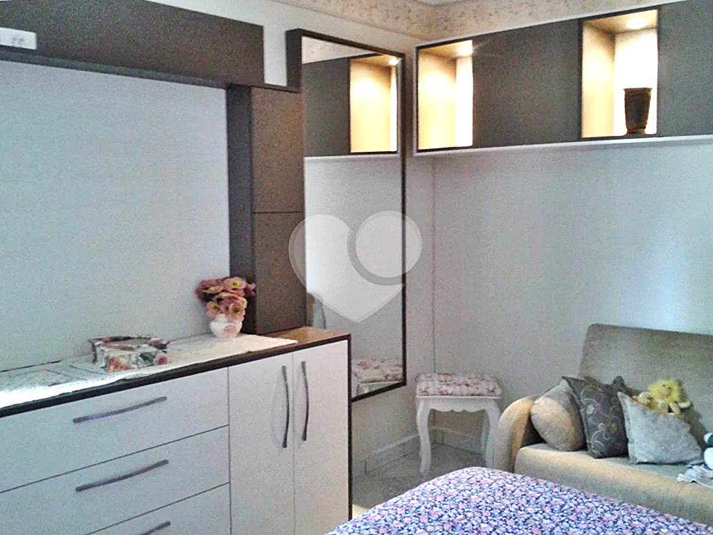 Sobrado à venda com 2 quartos, 70m² - Foto 2