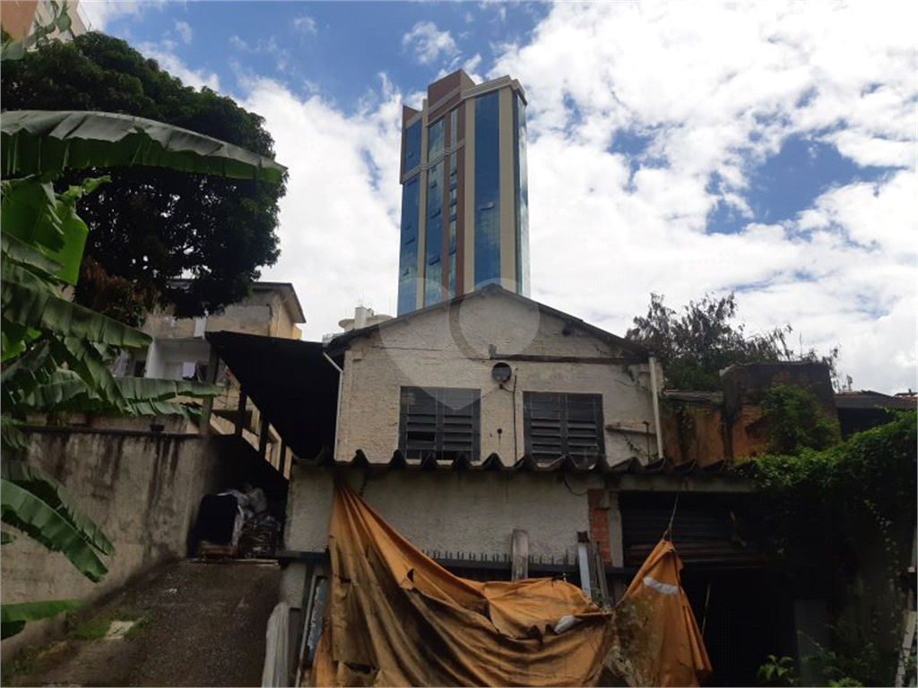 Imóvel com excelente localização no Bairro Água Fria.