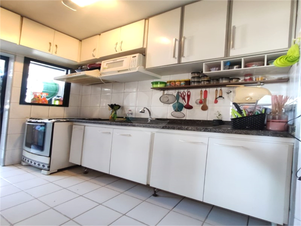 Apartamento  no Limão
