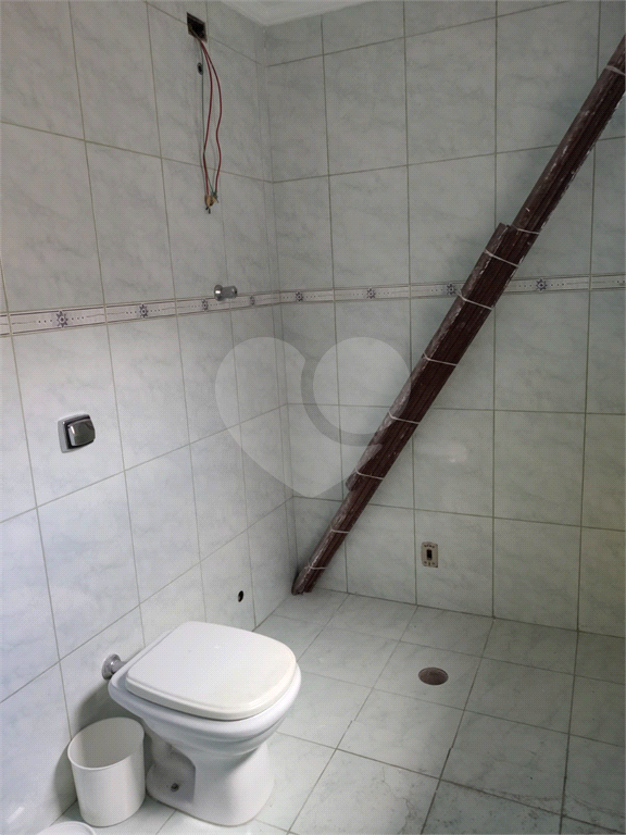 Sobrado à venda com 3 quartos, 180m² - Foto 11