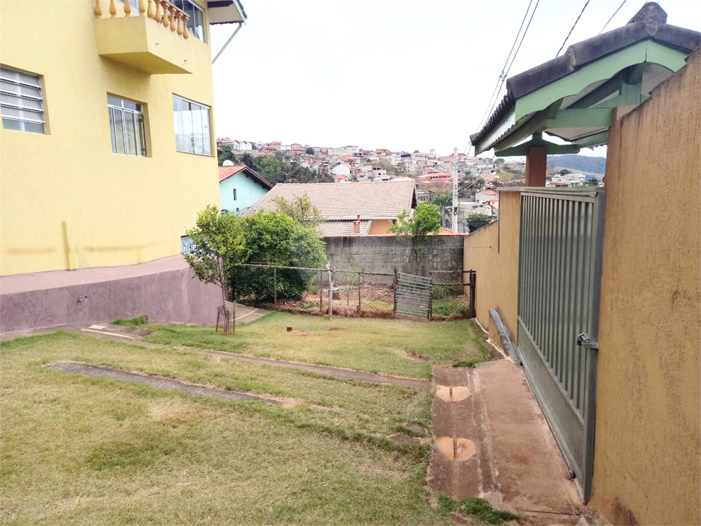 SOBRADO em CENTRO