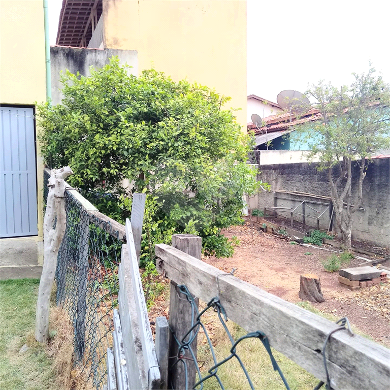 SOBRADO em CENTRO
