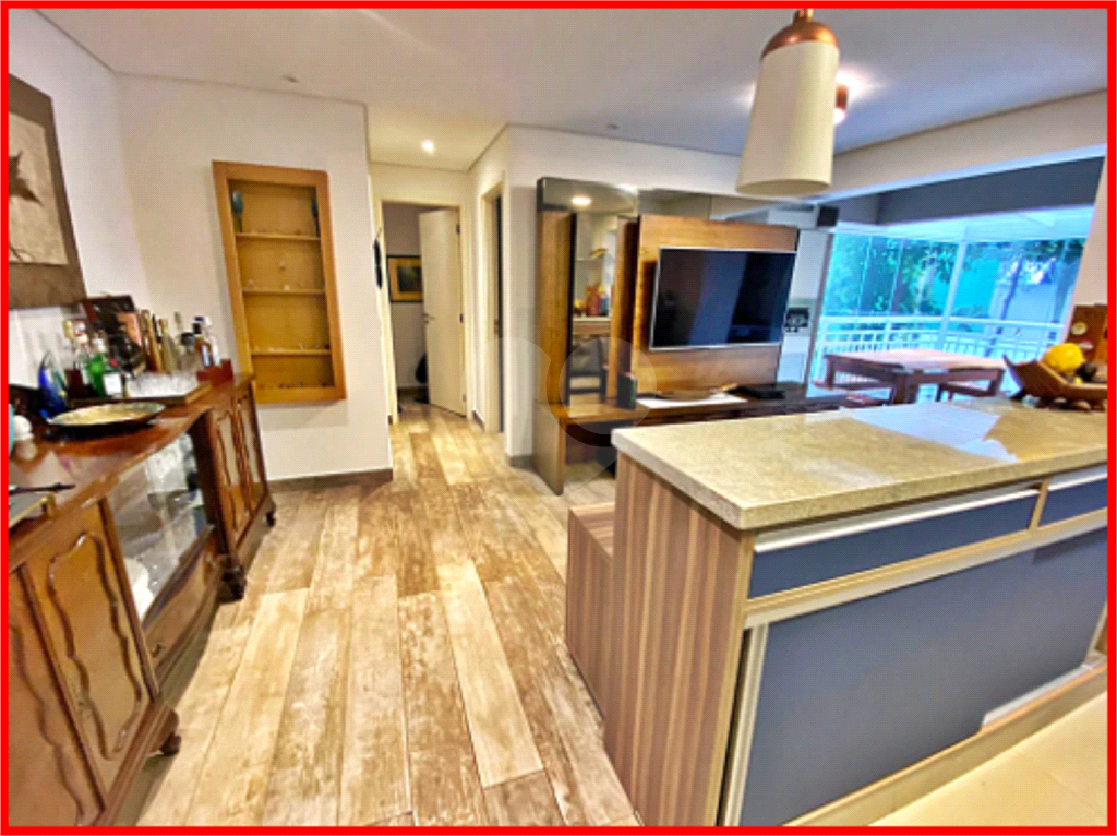 APARTAMENTO em SANTANA