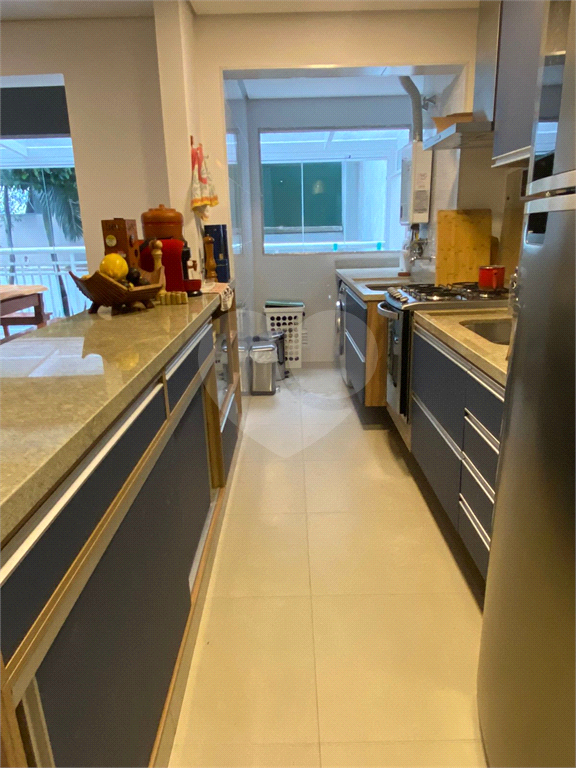 APARTAMENTO em SANTANA