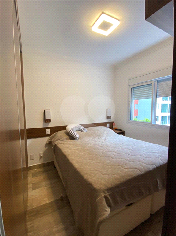 APARTAMENTO em SANTANA