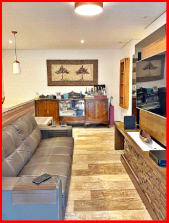 APARTAMENTO em SANTANA