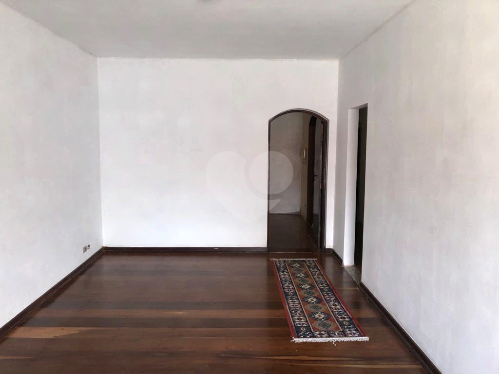 Casa à venda com 5 quartos, 450m² - Foto 1