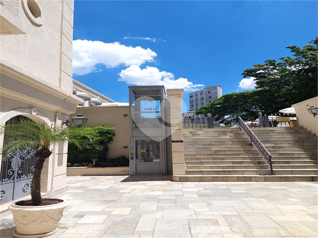Apartamento à venda Perdizes, a 80 m da Avenida Sumaré, com 3 dormitórios, (2 suítes), ar condicionado, 2 vagas 