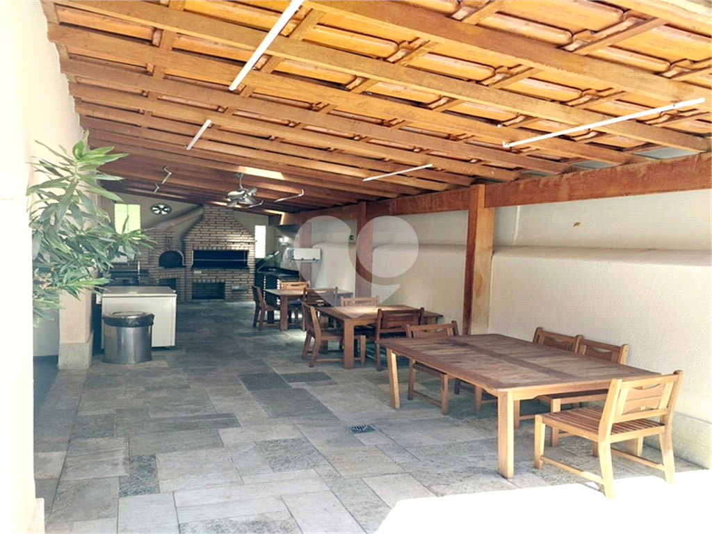 Apartamento à venda Perdizes, a 80 m da Avenida Sumaré, com 3 dormitórios, (2 suítes), ar condicionado, 2 vagas 