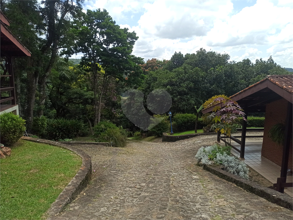 Fazenda à venda com 13 quartos, 1638m² - Foto 4