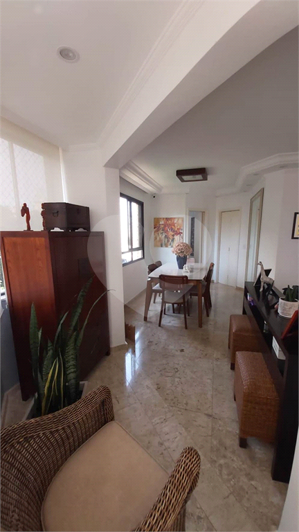 APARTAMENTO em SANTANA