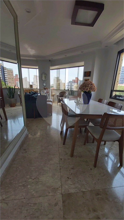 APARTAMENTO em SANTANA