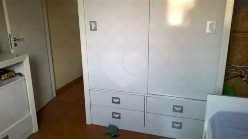 CONDOMÍNIO em JARDIM JARAGUÁ