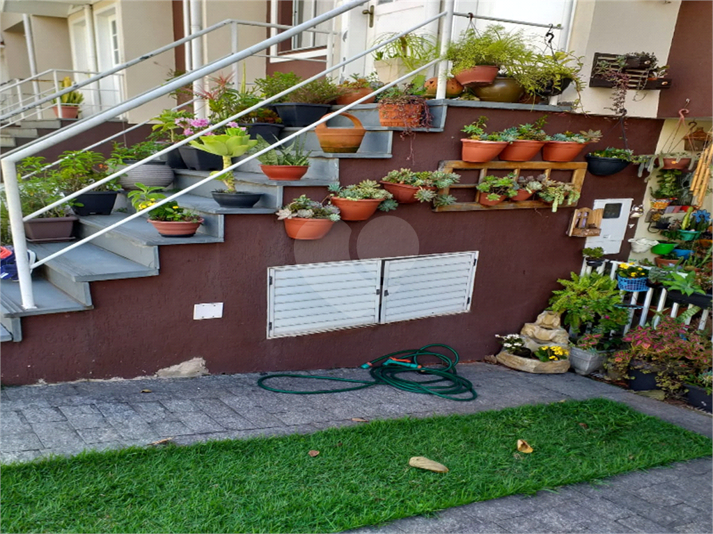 CONDOMÍNIO em JARDIM JARAGUÁ
