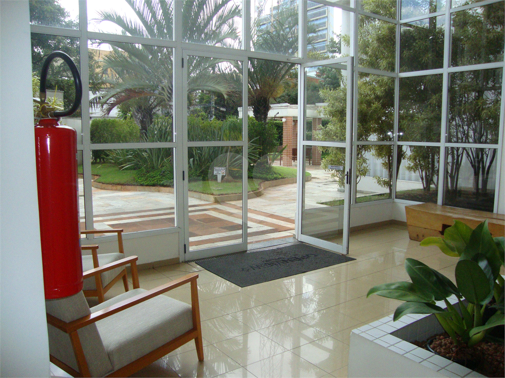 Apartamento para locação, todo mobiliado, localização excelente em Pinheiros