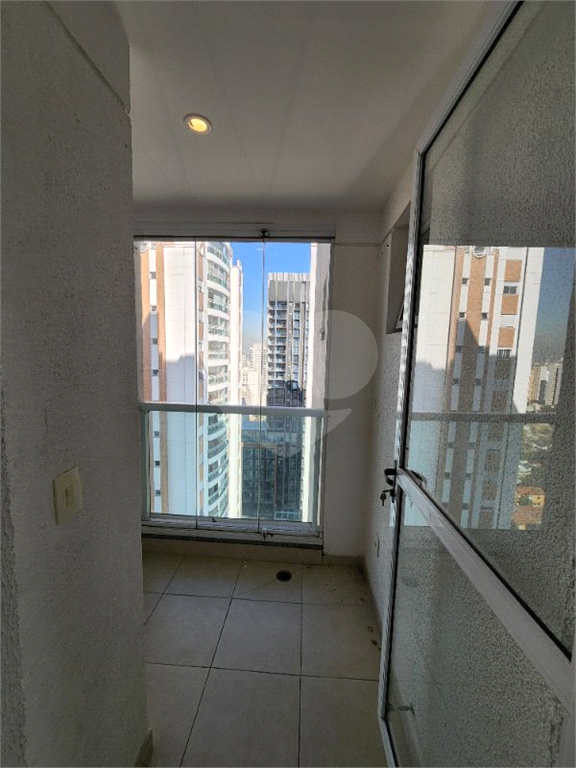 Apartamento para locação, todo mobiliado, localização excelente em Pinheiros
