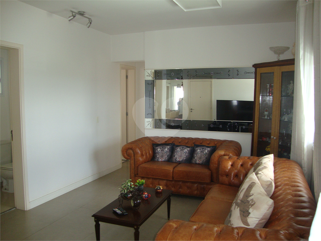 Apartamento para locação, todo mobiliado, localização excelente em Pinheiros