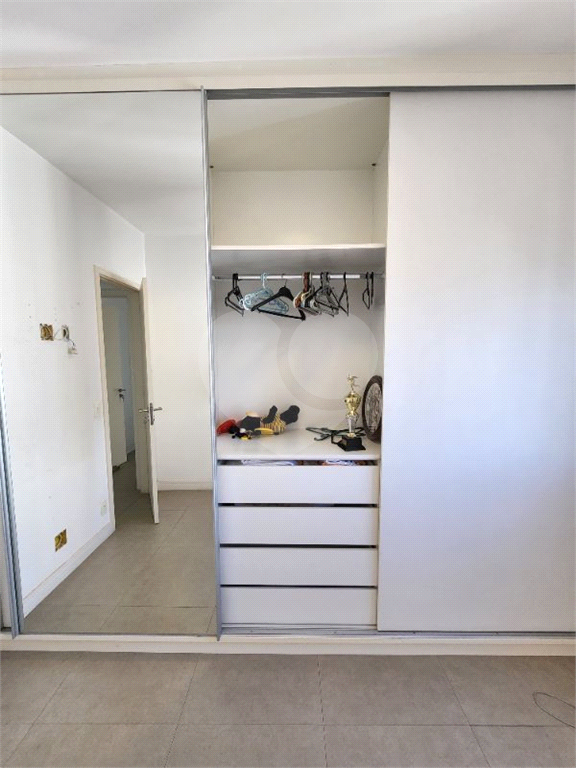 Apartamento para locação, todo mobiliado, localização excelente em Pinheiros
