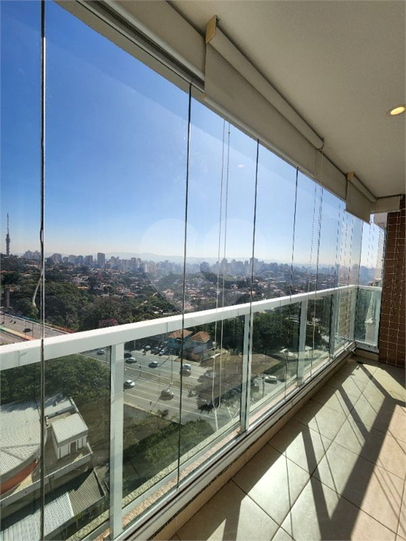 Apartamento para locação, todo mobiliado, localização excelente em Pinheiros