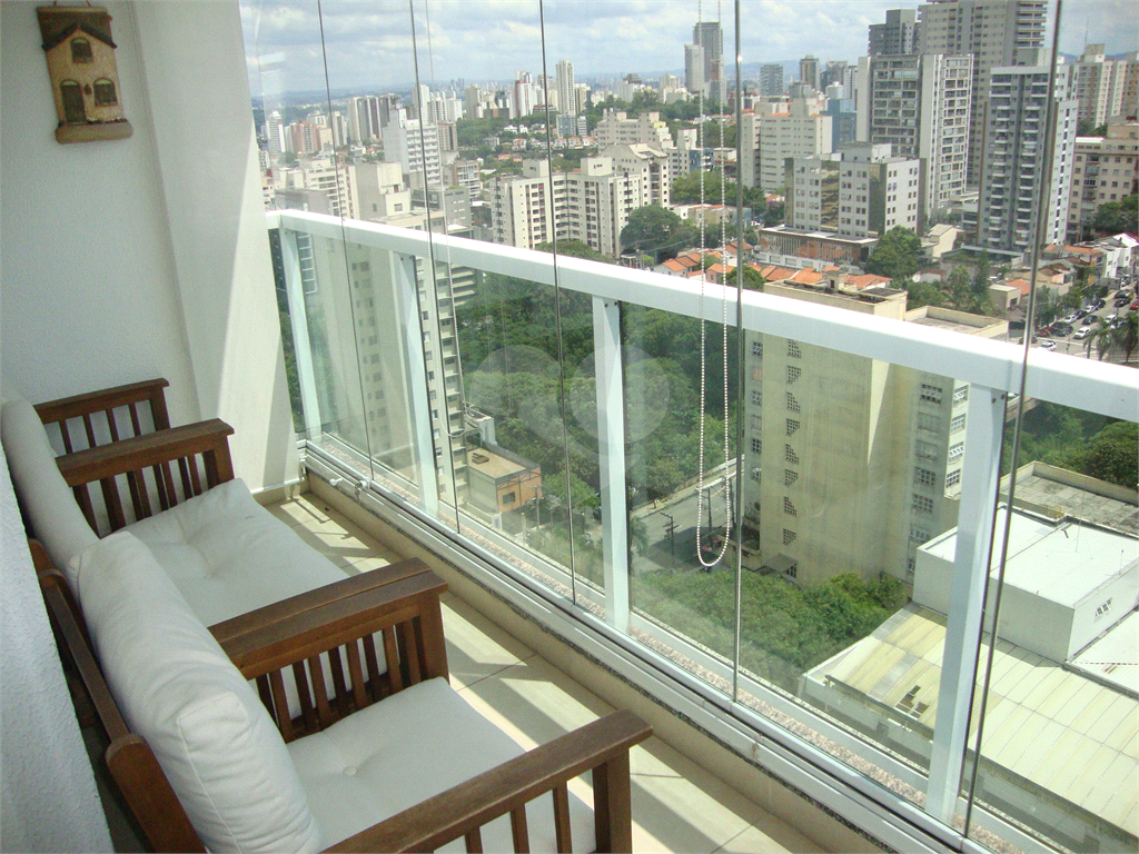 Apartamento para locação, todo mobiliado, localização excelente em Pinheiros