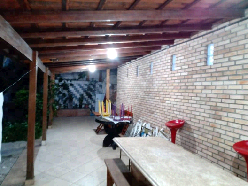 Sobrado para venda de 300m² 3 quartos 1 suite no Jaçanã