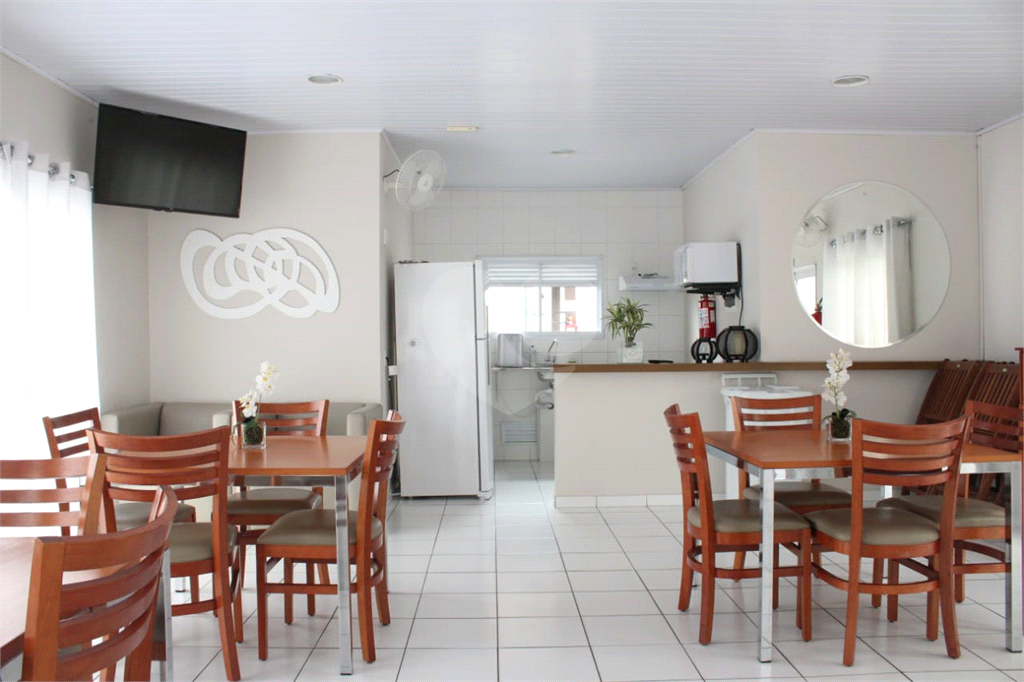 APARTAMENTO em JAÇANÃ